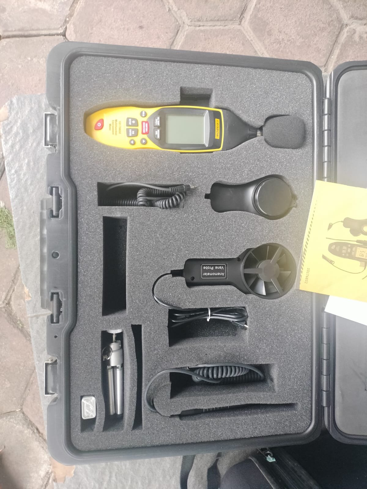 Kestrel 4500 Pocket Weather Tracker